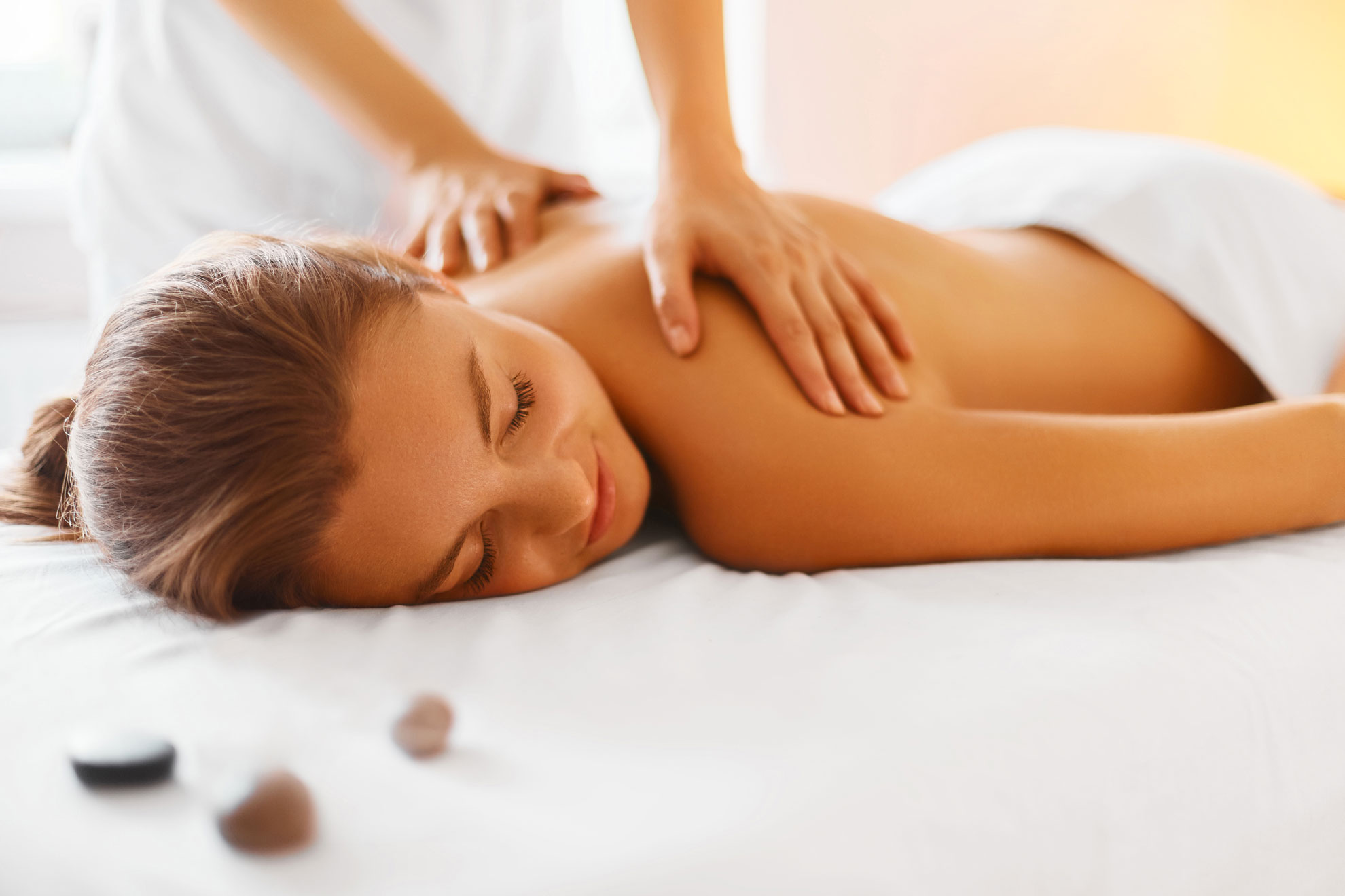 Massage à Colombier pour femme